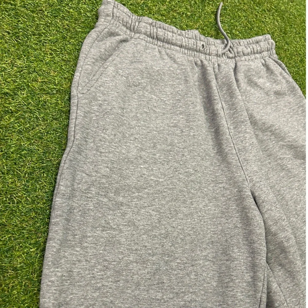Jordan‎ Boys XL 13-15Y Heather Gray Fleece Jumpman Shorts Athletic Loungewear